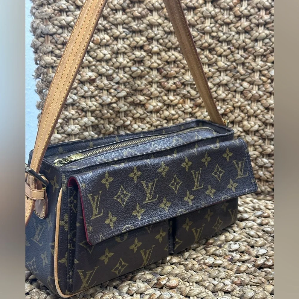 Louis Vuitton‎ Viva Cite MM